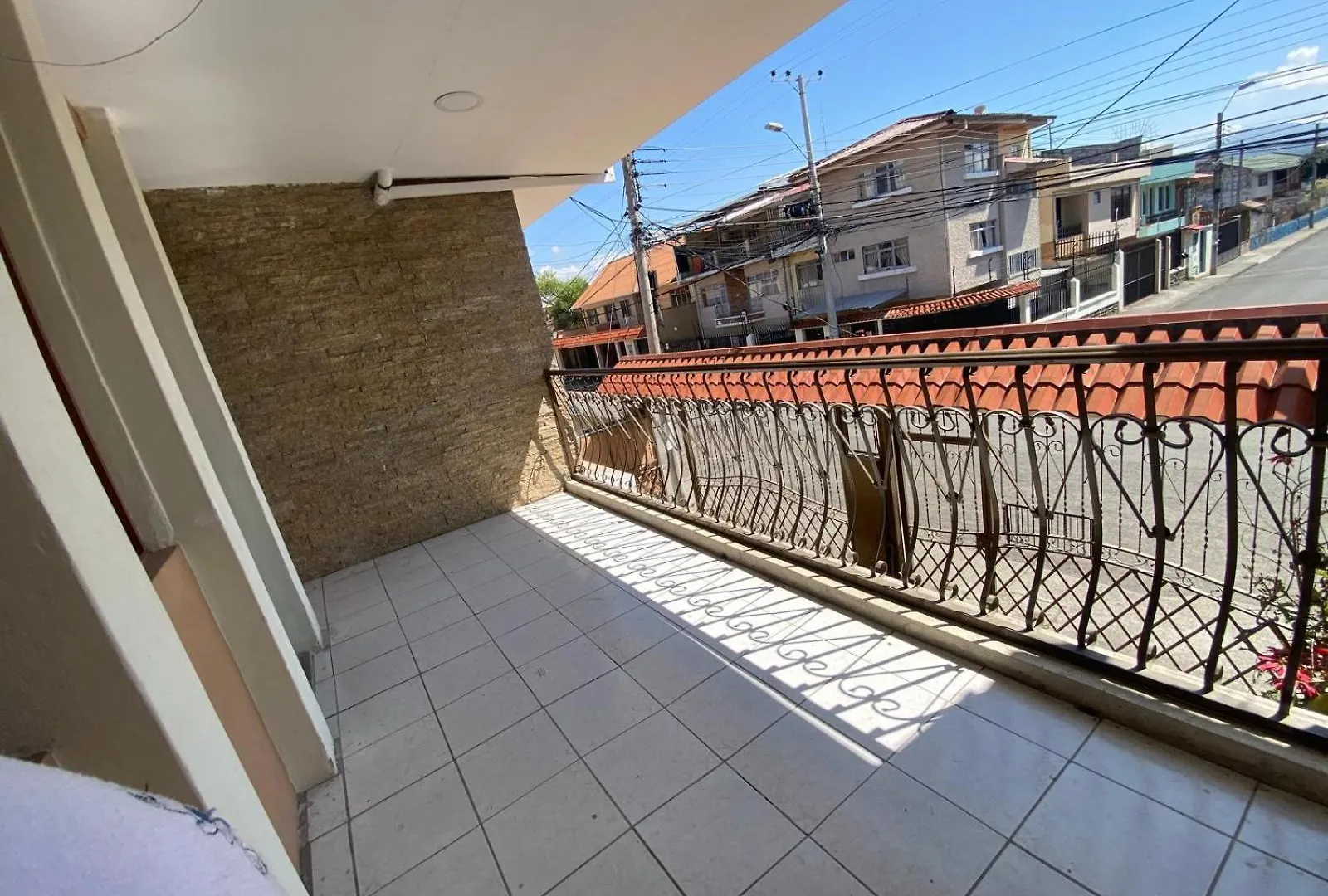 Gigante Departamento Para 10 Personas Con Dos Parqueaderos Cuenca 0*,
